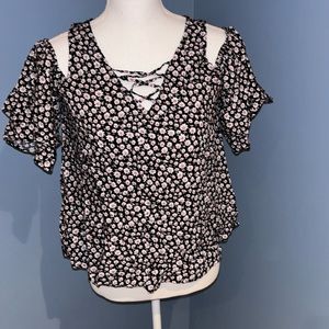 SO Cold shoulder Shirt NWT